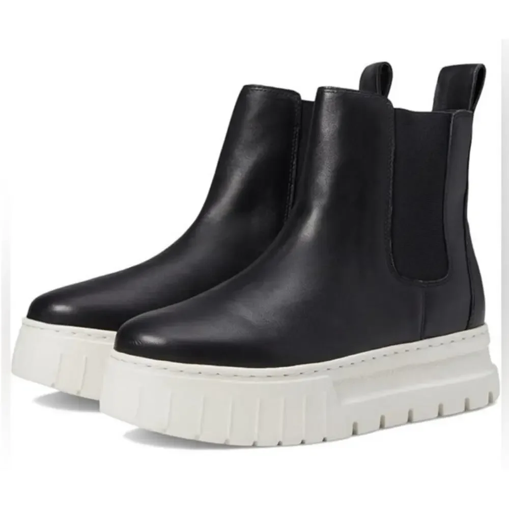 J/Slides Black Leather Rubber Sole Platform W's Riley Chelsea Boot, 6